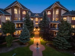 242-30 Sierra Morena Landing SW Calgary, AB T3H 5H2