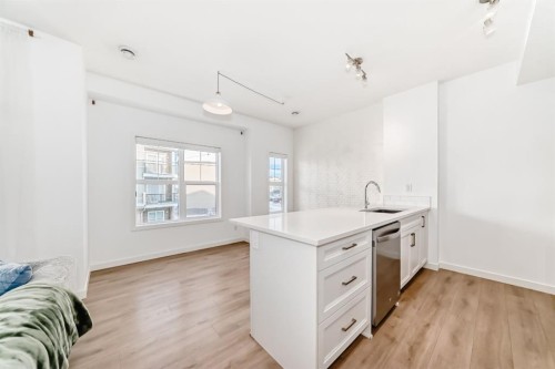 802-250 Fireside View, Cochrane, AB - Indoor Photo Showing Kitchen