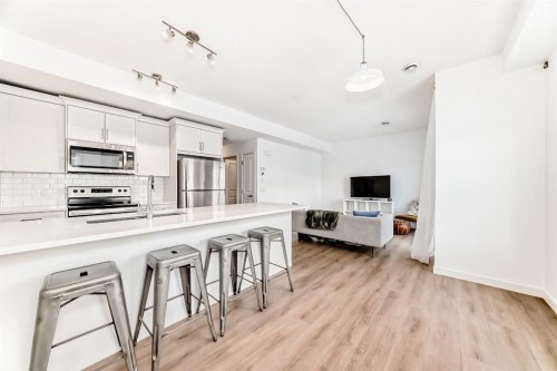 802-250 Fireside View, Cochrane, AB - Indoor Photo Showing Kitchen
