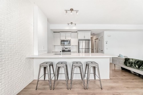 802-250 Fireside View, Cochrane, AB - Indoor Photo Showing Kitchen