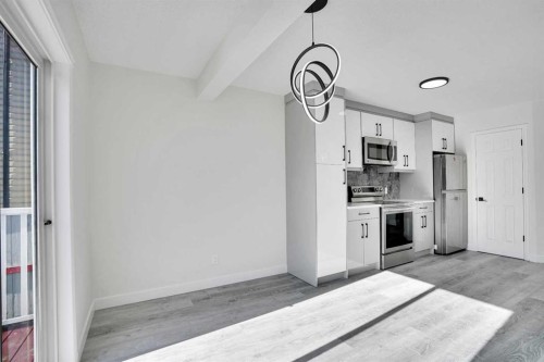 35 Taralea Place Ne, Calgary, AB - Indoor Photo Showing Kitchen