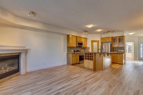 2340 24 Avenue Nw, Calgary, AB - Indoor With Fireplace