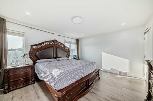 204 Coral Keys Green Ne, Calgary, AB - Indoor Photo Showing Bedroom