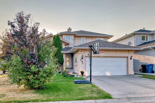 204 Coral Keys Green Ne, Calgary, AB - Outdoor