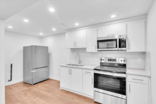 99 Shawmeadows Close Sw, Calgary, AB - Indoor Photo Showing Kitchen With Stainless Steel Kitchen With Upgraded Kitchen
