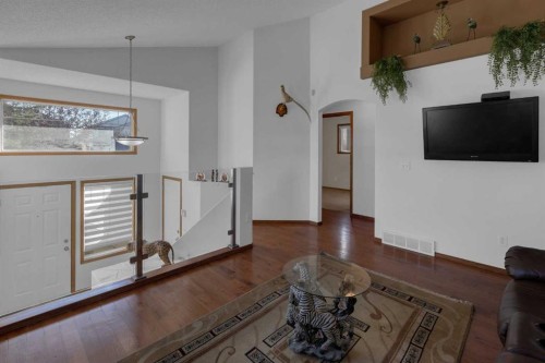 255 Panamount Lane Nw, Calgary, AB - Indoor