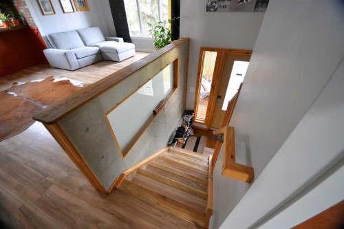 61 Cole Street, Red Deer, AB - Indoor Photo Showing Other Room