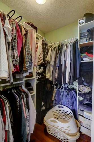 43 Canoe Square Sw, Airdrie, AB - Indoor With Storage