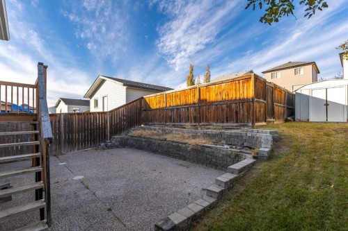 419 Coventry Road Ne, Calgary, AB - Outdoor