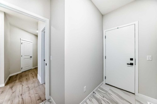 105 Corner Glen Green Ne, Calgary, AB - Indoor Photo Showing Other Room