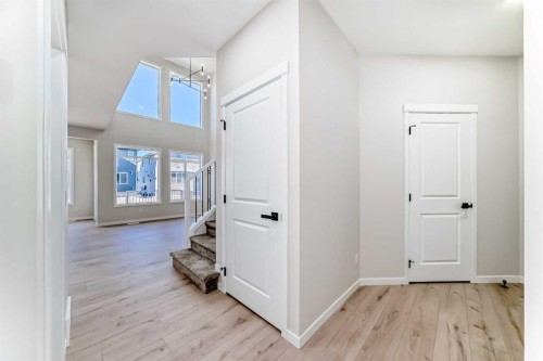 105 Corner Glen Green Ne, Calgary, AB - Indoor Photo Showing Other Room