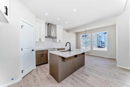 105 Corner Glen Green Ne, Calgary, AB - Indoor Photo Showing Kitchen With Upgraded Kitchen