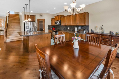 107 Everoak Green Sw, Calgary, AB - Indoor Photo Showing Other Room