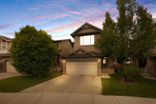 107 Everoak Green Sw, Calgary, AB - Outdoor With Facade
