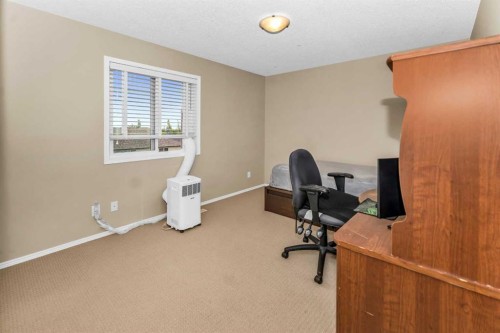 107 Everoak Green Sw, Calgary, AB - Indoor Photo Showing Office