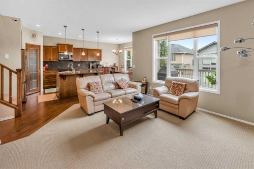 107 Everoak Green Sw, Calgary, AB - Indoor Photo Showing Living Room