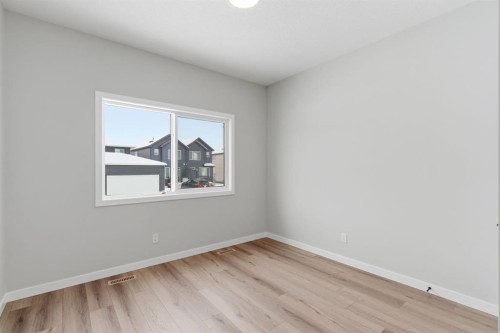 440 Lewiston Landing Ne, Calgary, AB - Indoor Photo Showing Other Room