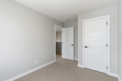 440 Lewiston Landing Ne, Calgary, AB - Indoor