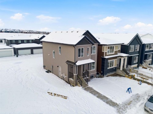 440 Lewiston Landing Ne, Calgary, AB - Outdoor