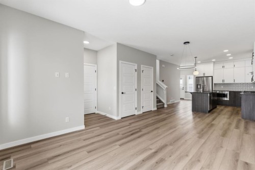 440 Lewiston Landing Ne, Calgary, AB - Indoor Photo Showing Kitchen