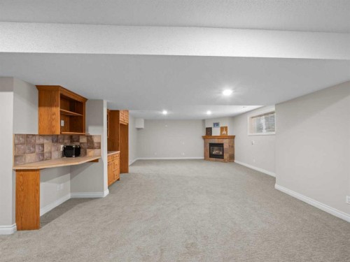 210 Evergreen Mews Sw, Calgary, AB - Indoor