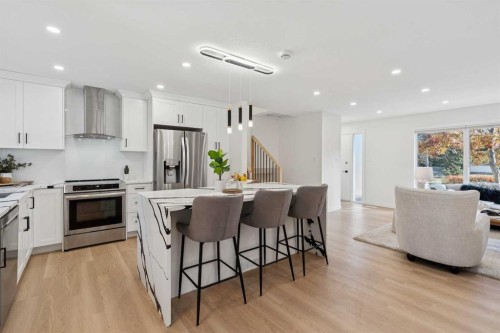 9607 Oakhill Drive Sw, Calgary, AB - Indoor Photo Showing Kitchen With Upgraded Kitchen