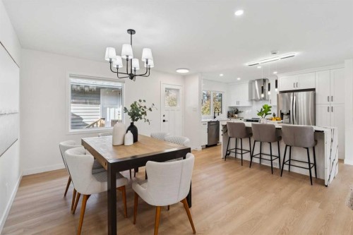 9607 Oakhill Drive Sw, Calgary, AB - Indoor Photo Showing Dining Room