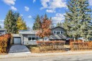 9607 Oakhill Drive Sw, Calgary, AB  - Outdoor With Facade 