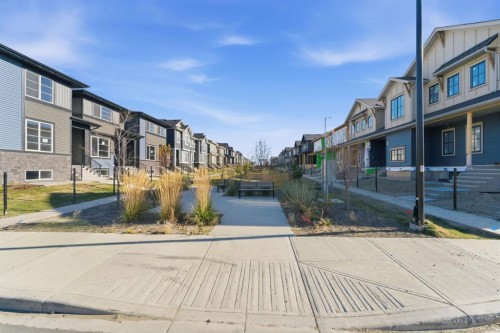 156 Lawson Lane Se, Airdrie, AB - Outdoor