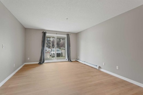4115-4975 130 Avenue Se, Calgary, AB - Indoor Photo Showing Other Room