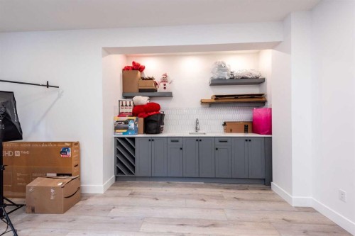 53 Hampstead Mews Nw, Calgary, AB - Indoor Photo Showing Other Room