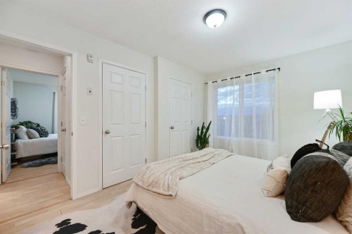 401-1110 17 Street Sw, Calgary, AB - Indoor Photo Showing Bedroom