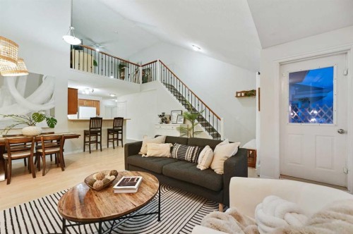 401-1110 17 Street Sw, Calgary, AB - Indoor Photo Showing Living Room