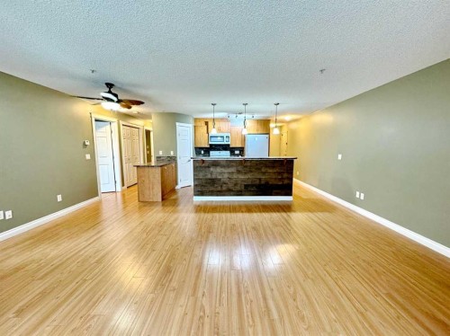 2126-700 Willowbrook Road Nw, Airdrie, AB - Indoor