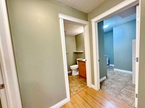 2126-700 Willowbrook Road Nw, Airdrie, AB - Indoor