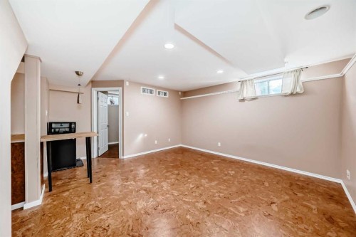 238 Bridleridge Way Sw, Calgary, AB - Indoor
