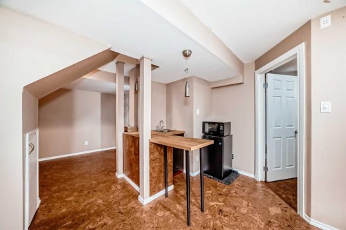 238 Bridleridge Way Sw, Calgary, AB - Indoor