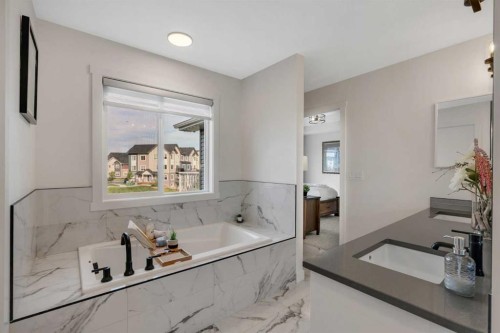 1315 Bayside Drive Sw, Airdrie, AB - Indoor Photo Showing Bathroom