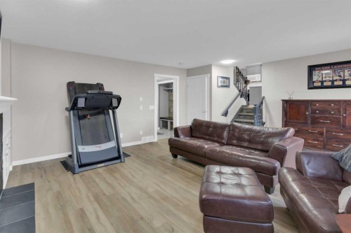 3 Aspen Landing, Strathmore, AB - Indoor