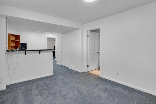 3 Aspen Landing, Strathmore, AB - Indoor Photo Showing Other Room
