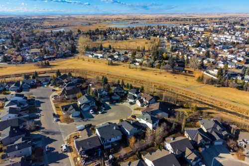 3 Aspen Landing, Strathmore, AB - Outdoor With View