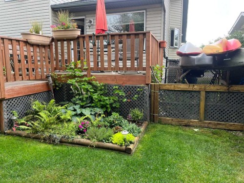 3 Aspen Landing, Strathmore, AB - Outdoor With Deck Patio Veranda