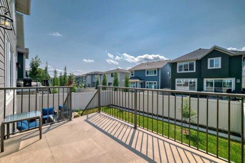 226 West Grove Point Sw, Calgary, AB - Outdoor