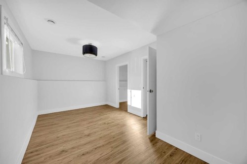91 Shawglen Way Sw, Calgary, AB - Indoor Photo Showing Other Room