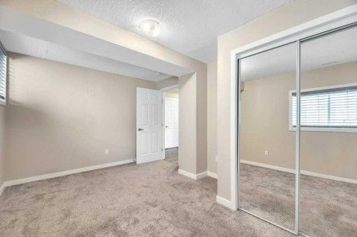 2450 Baysprings Link Sw, Airdrie, AB - Indoor Photo Showing Other Room