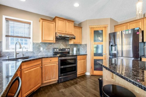 123 Cranwell Close Se, Calgary, AB - Indoor Photo Showing Kitchen