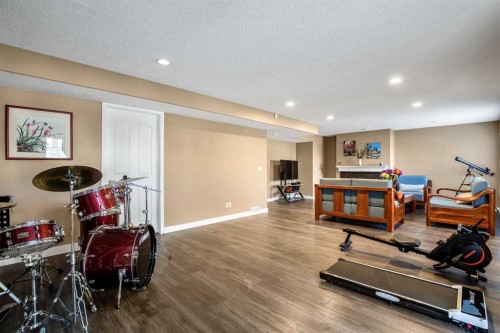 123 Cranwell Close Se, Calgary, AB - Indoor Photo Showing Other Room