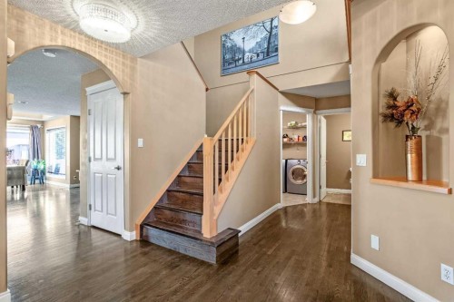 123 Cranwell Close Se, Calgary, AB - Indoor Photo Showing Other Room