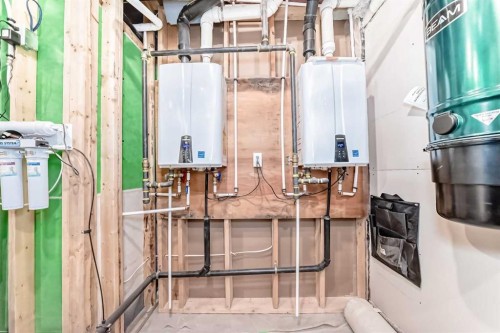 2323 3 Avenue Nw, Calgary, AB - Indoor Photo Showing Basement