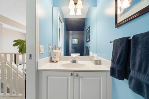 122 Bridlewood Lane Sw, Calgary, AB - Indoor Photo Showing Bathroom